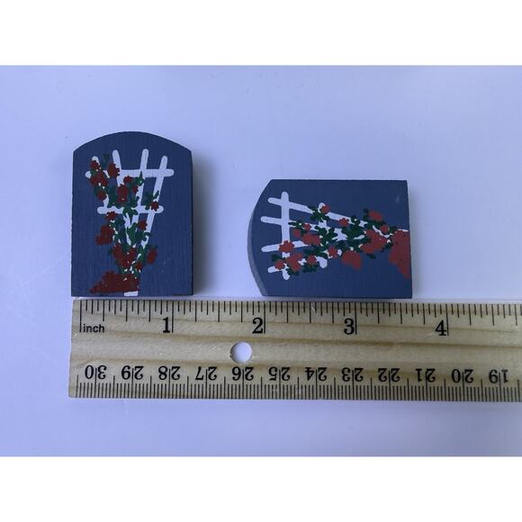 Cat’s Meow Retired 1990 Reversible Bandstand +Flowers Wooden Village Accessory - Picture 8 of 8